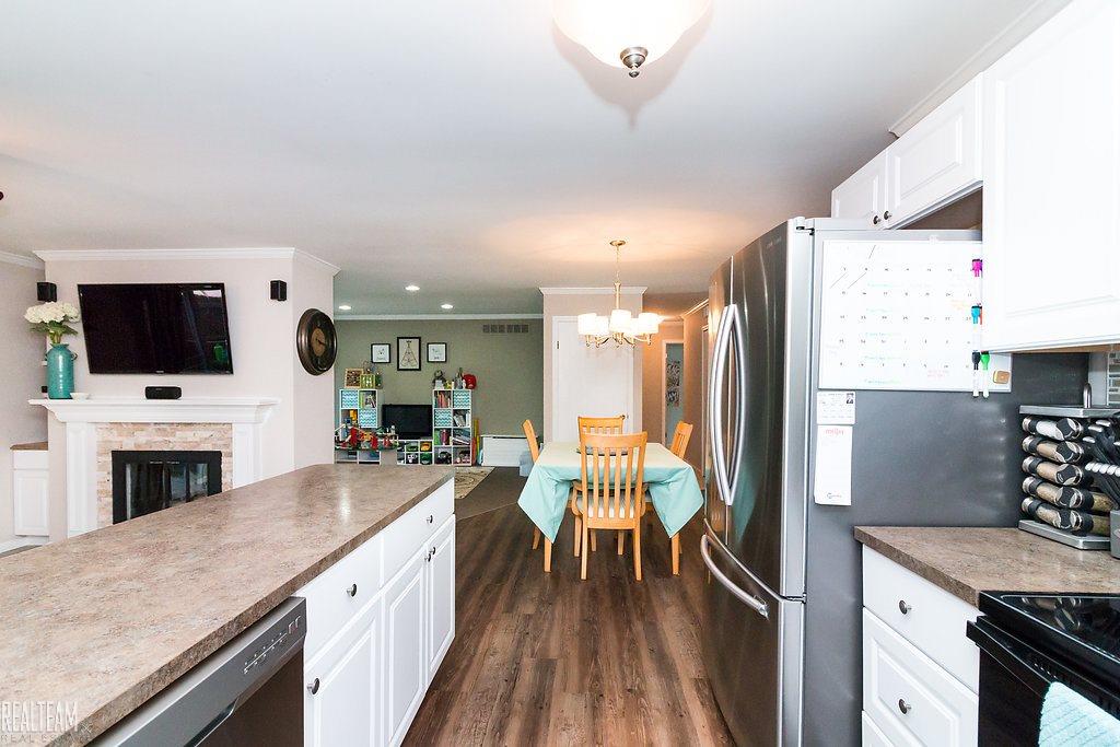 47021 Susan Road Macomb, MI 48044 - Photo 8 of 25