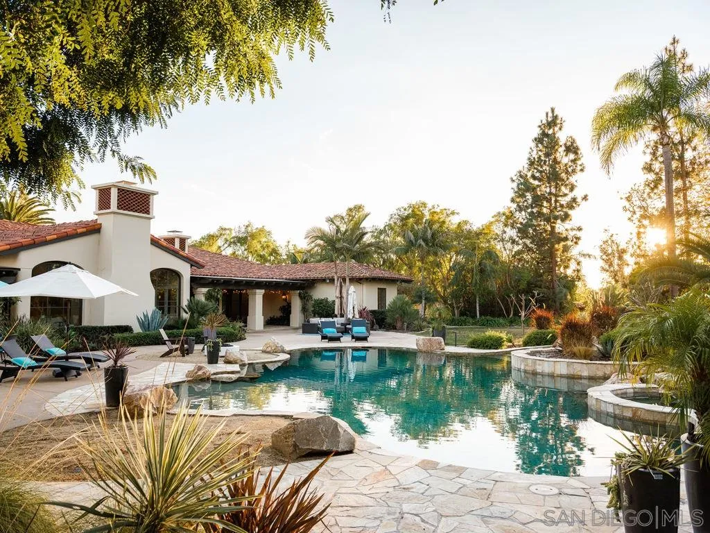 18072 Rancho La Cima Corte Rancho Santa Fe, CA 92067 - Photo 14 of 32