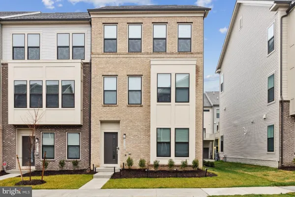 $645,000 | 3336 Cormorant Drive, Laurel, MD 20724