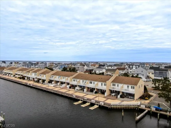 $995,000 | 3071 Highway 35, Unit 7, Lavallette, NJ 08735