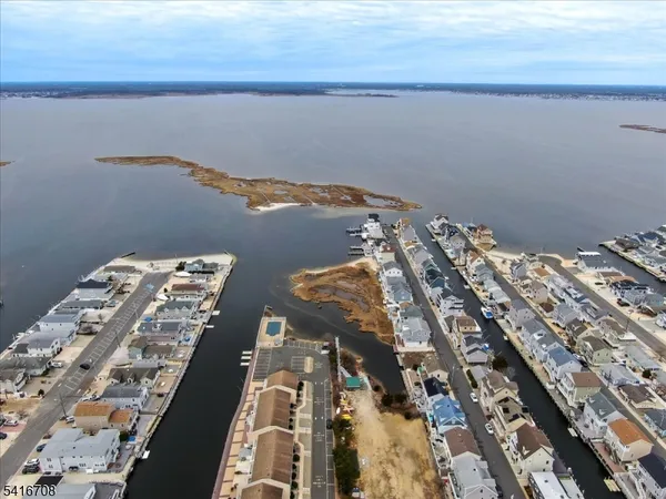 $995,000 | 3071 Highway 35, Unit 7, Lavallette, NJ 08735