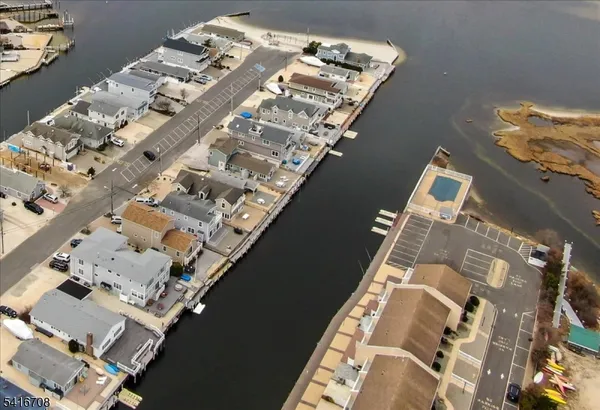 $995,000 | 3071 Highway 35, Unit 7, Lavallette, NJ 08735