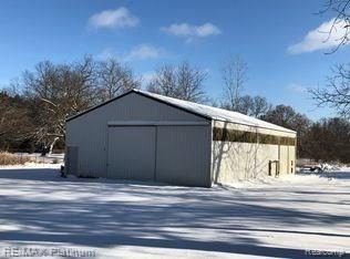 875 Patterson Lake Road Pinckney, MI 48169 - Photo 15 of 16