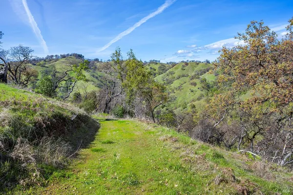$875,000 | 11250 Skaggs Springs Road, Geyserville, CA 95441