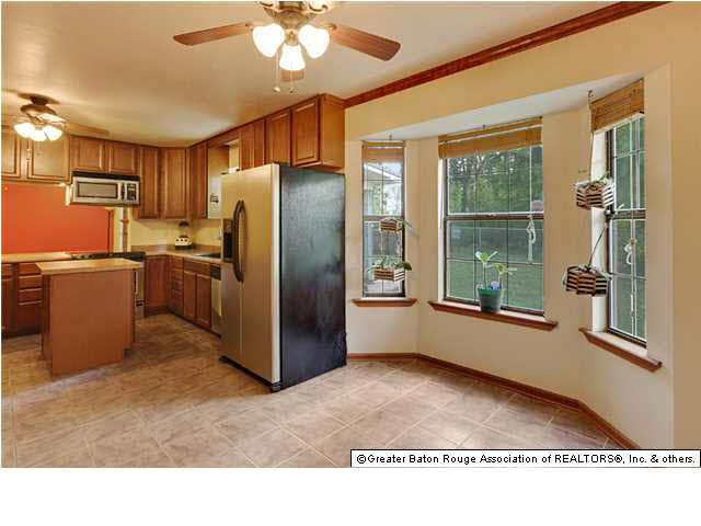 10538 George Lambert Road St. Amant, LA 70774 - Photo 5 of 12 Gallery Image 5