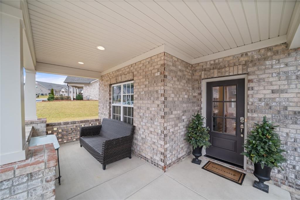 2026 Welden Ridge Road Kernersville, NC 27284 - Photo 3 of 28 Gallery Image 3