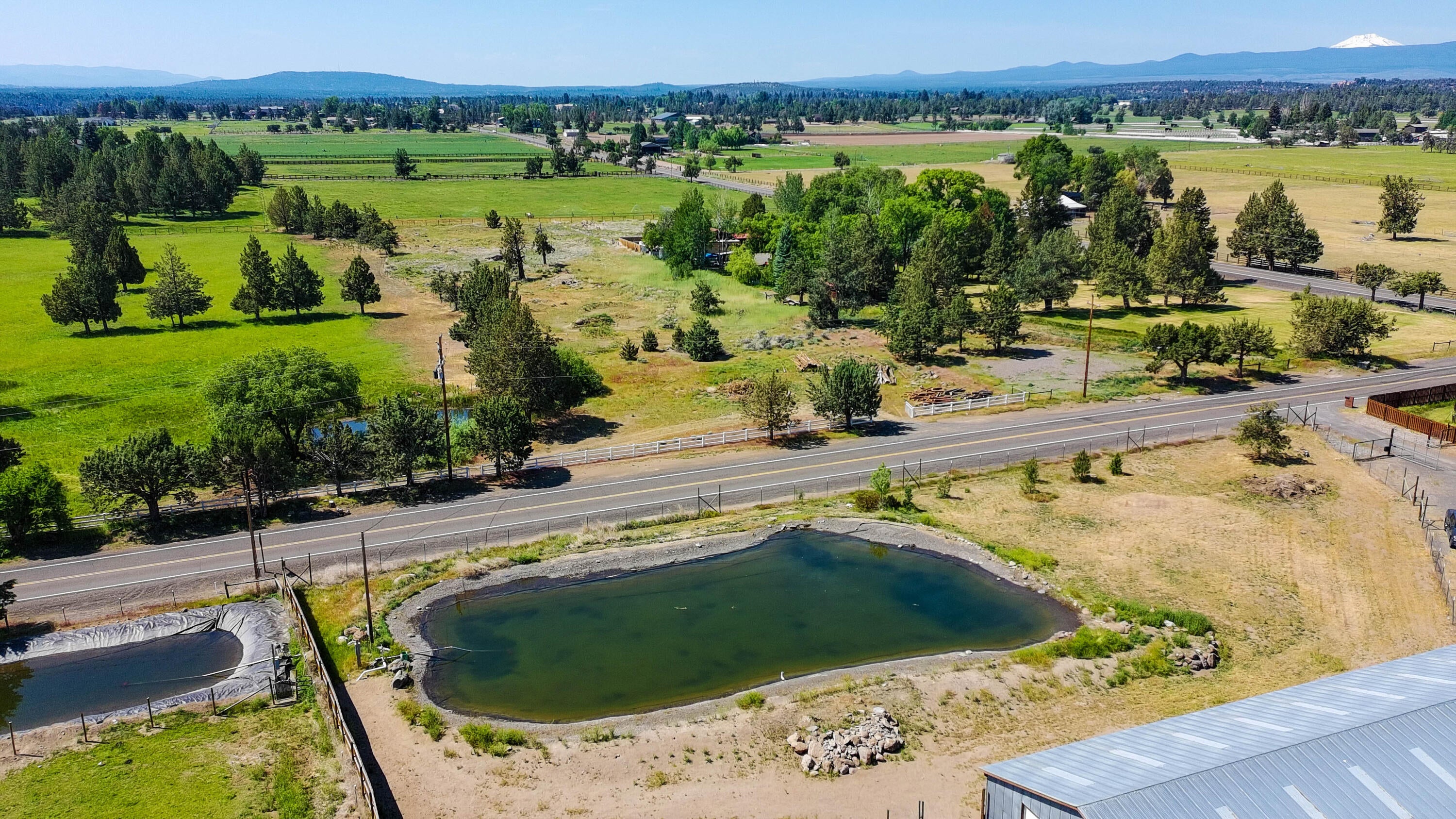 20000 Marsh Road Bend, OR 97703 - Photo 32 of 54 40