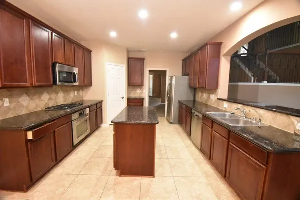 $3,150 | 22306 Fieldcrest Lane, Richmond, TX 77469