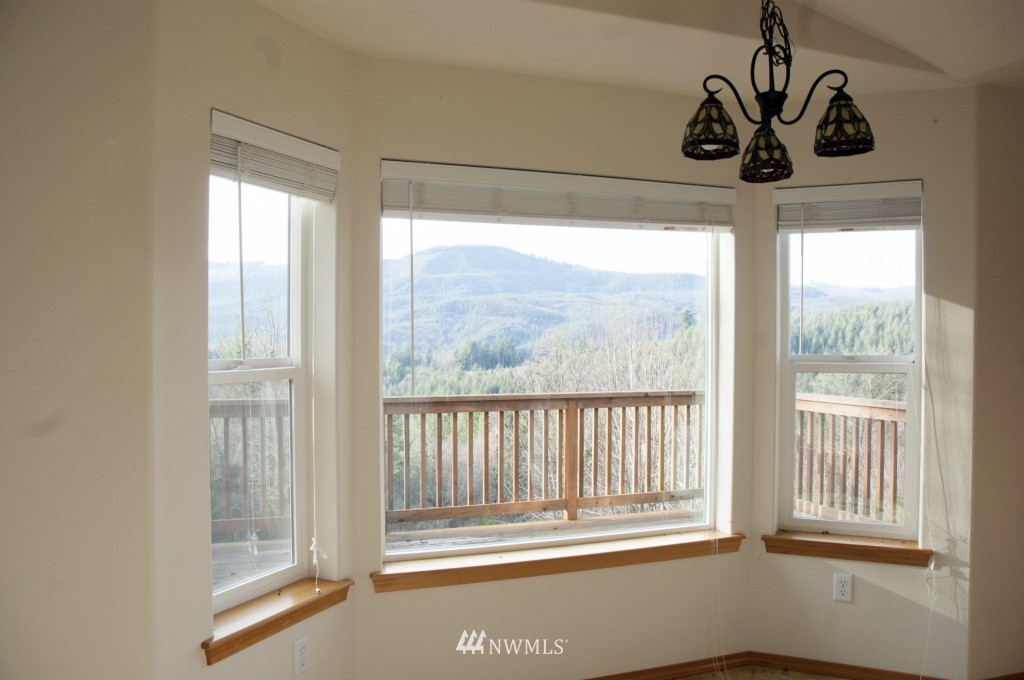 419 Regency Road Castle Rock, WA 98611 - Photo 14 of 21 Gallery Image 14