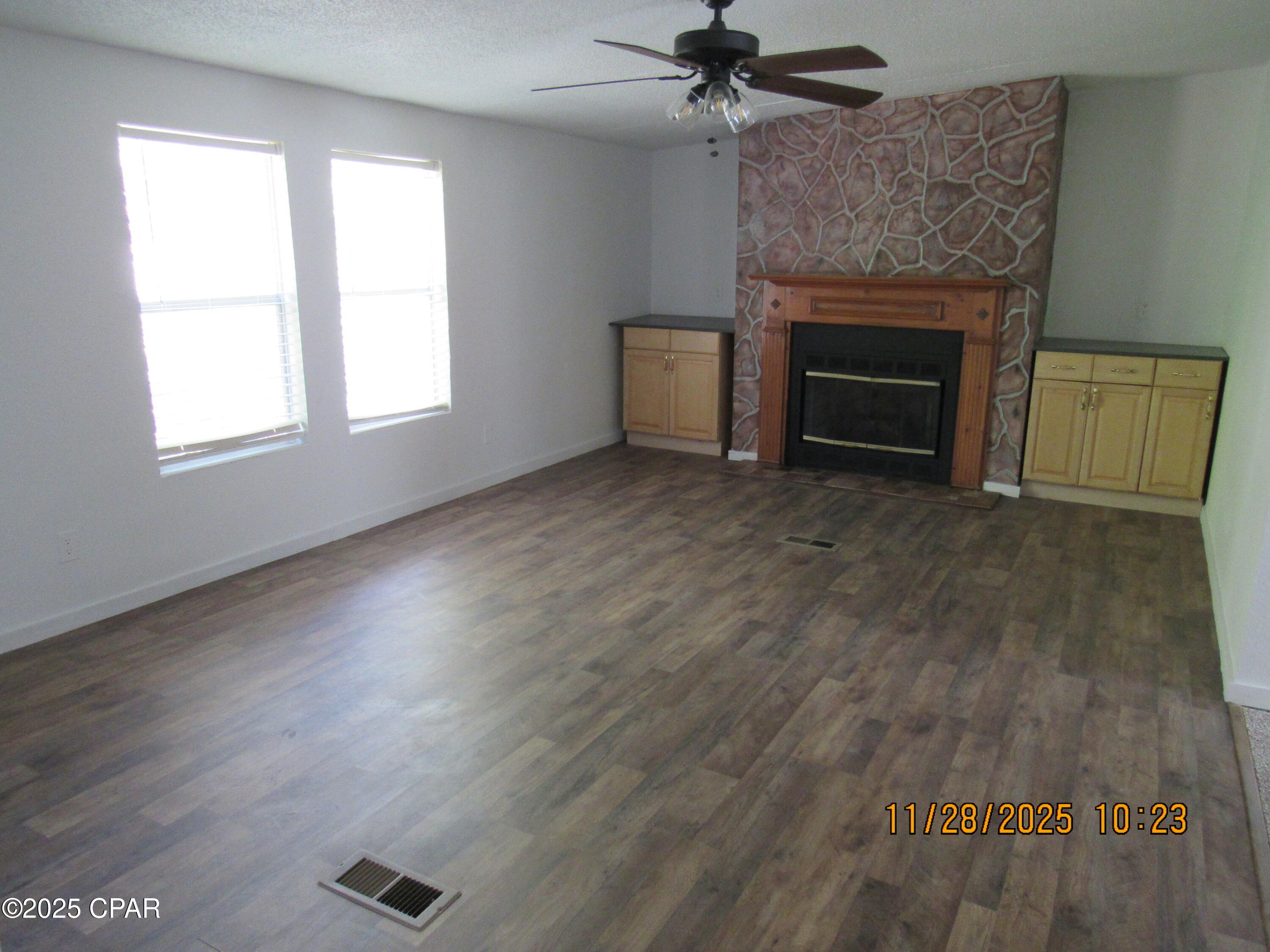 2988 5 Points Road Cottondale, FL 32431 - Photo 9 of 57