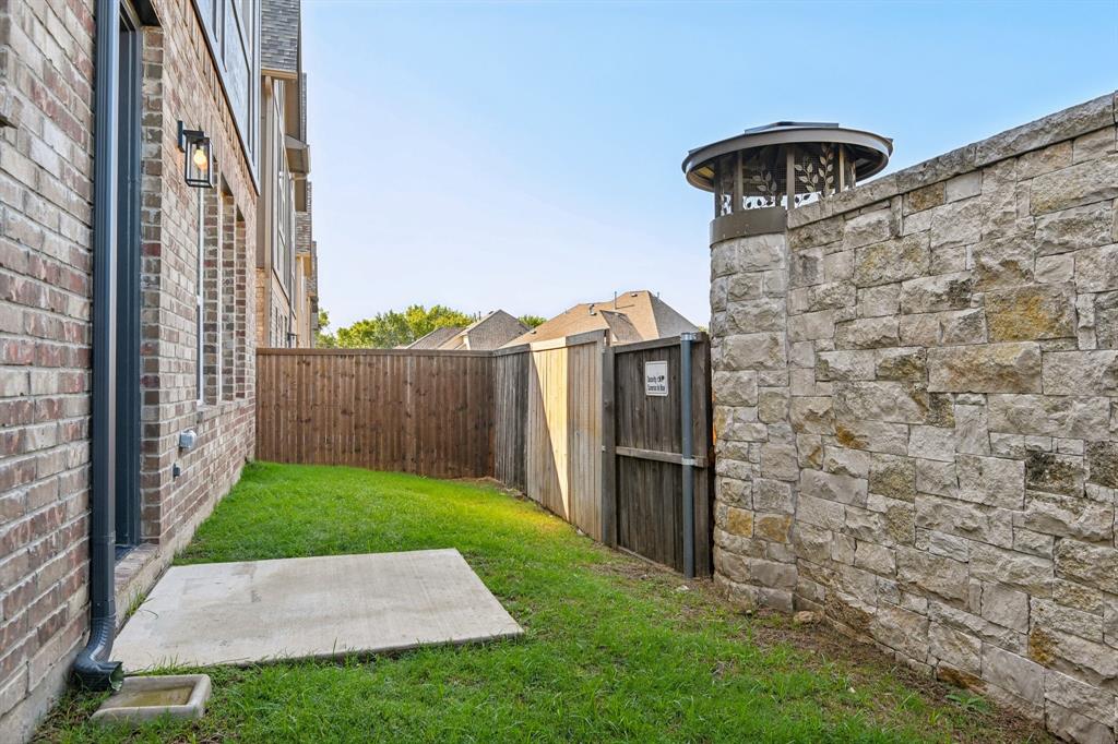 1711 Paytyn Drive Allen, TX 75013 - Photo 31 of 37 View of yard