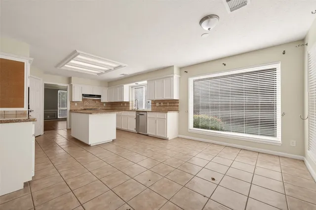 $2,400 | 1918 Shadow Forest Drive, Katy, TX 77494