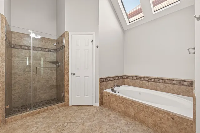 $2,400 | 1918 Shadow Forest Drive, Katy, TX 77494