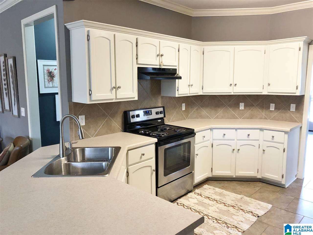 620 Hackberry Ridge Trace Birmingham, AL 35226 - Photo 9 of 32