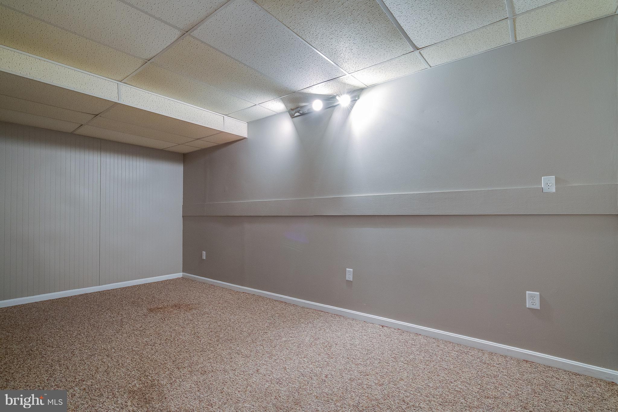 122 Retherford Drive Bainbridge, PA 17502 - Photo 33 of 50 Den, office, playroom?