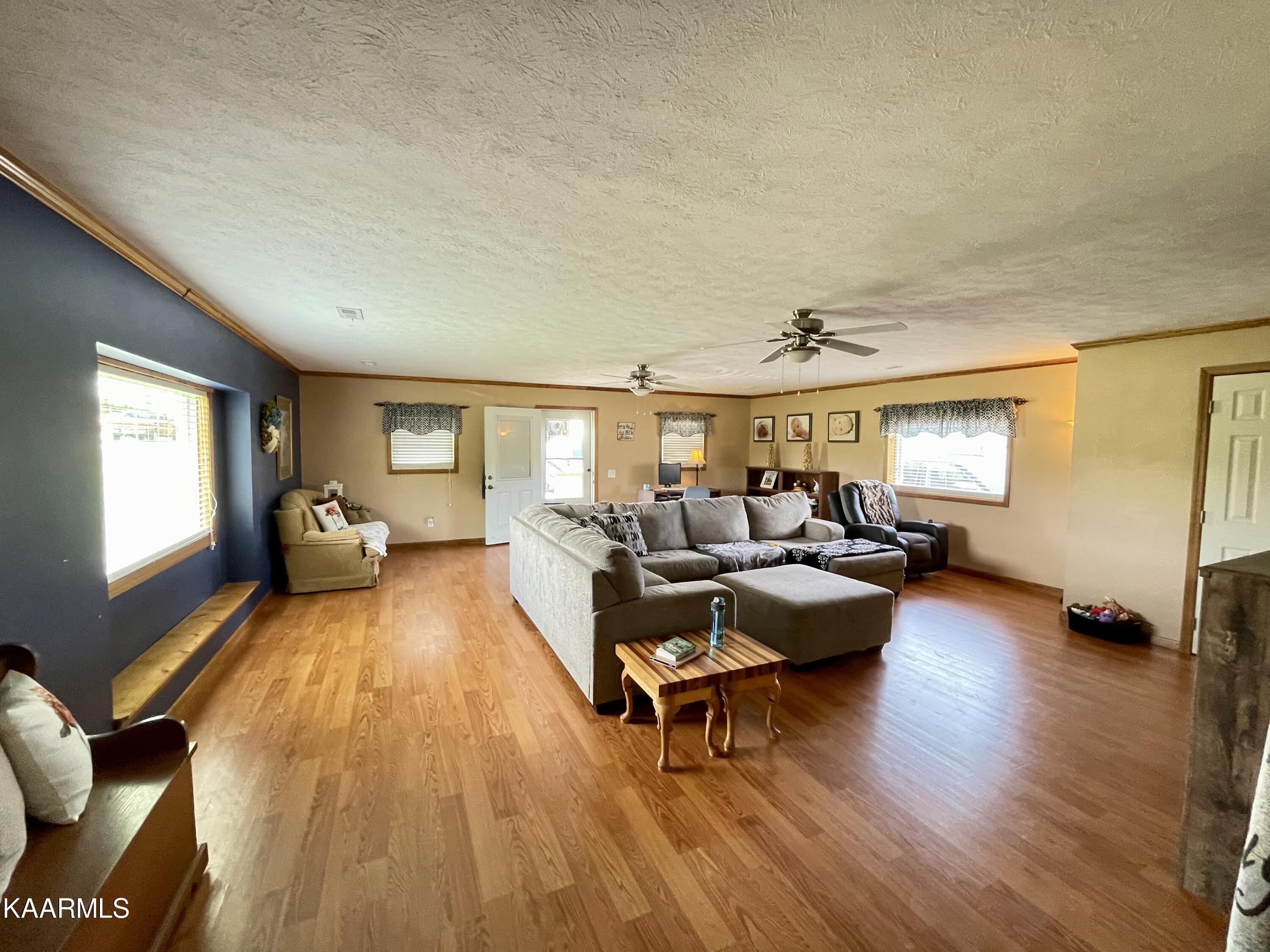 2334 Cave Springs Road Tazewell, TN 37879 - Photo 12 of 34 6D3182B1-0BD3-4AD1-BD5F-430635383368