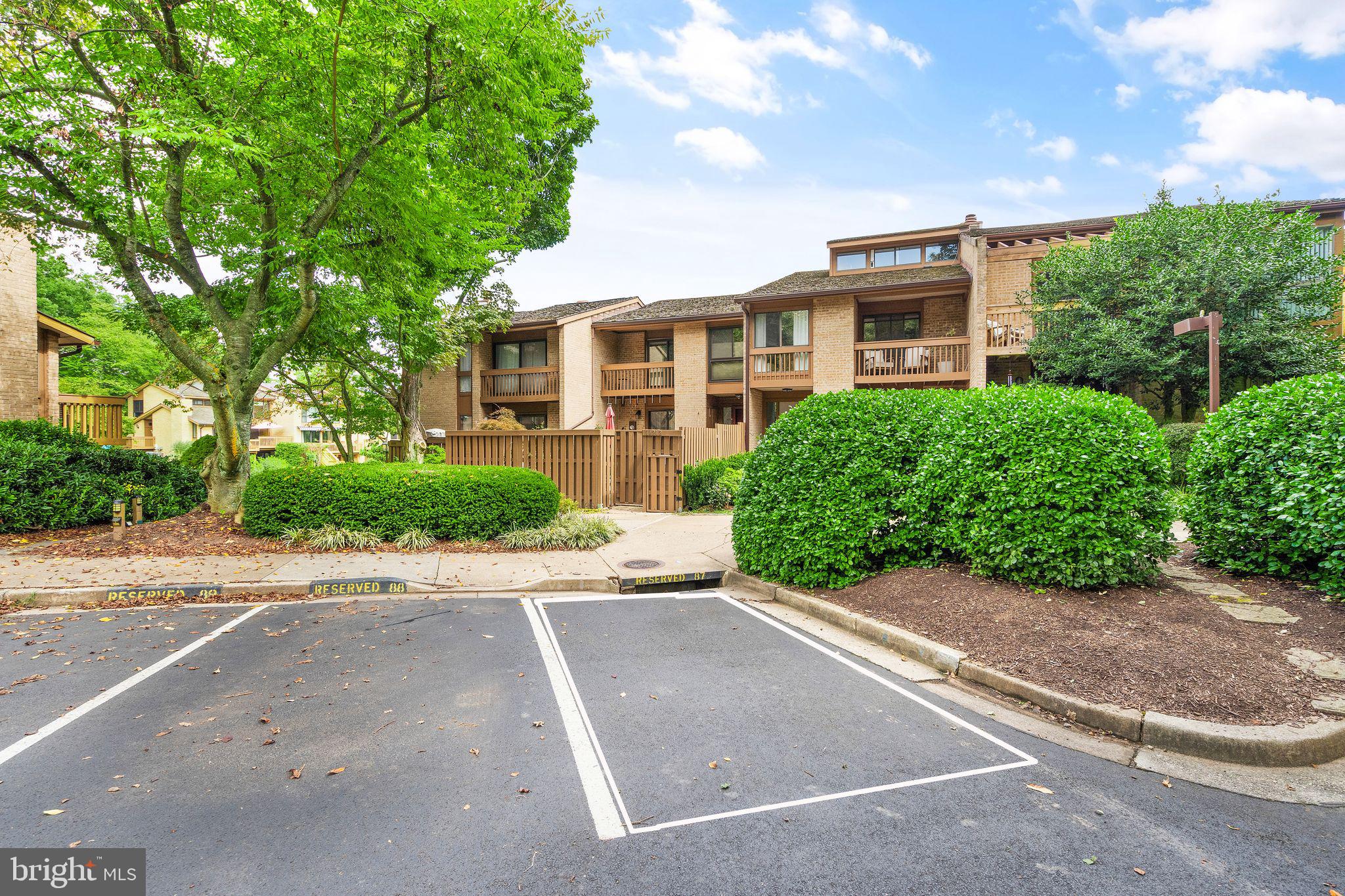 11200 Lagoon Lane Reston, VA 20191 - Photo 14 of 84 2 Spaces #87