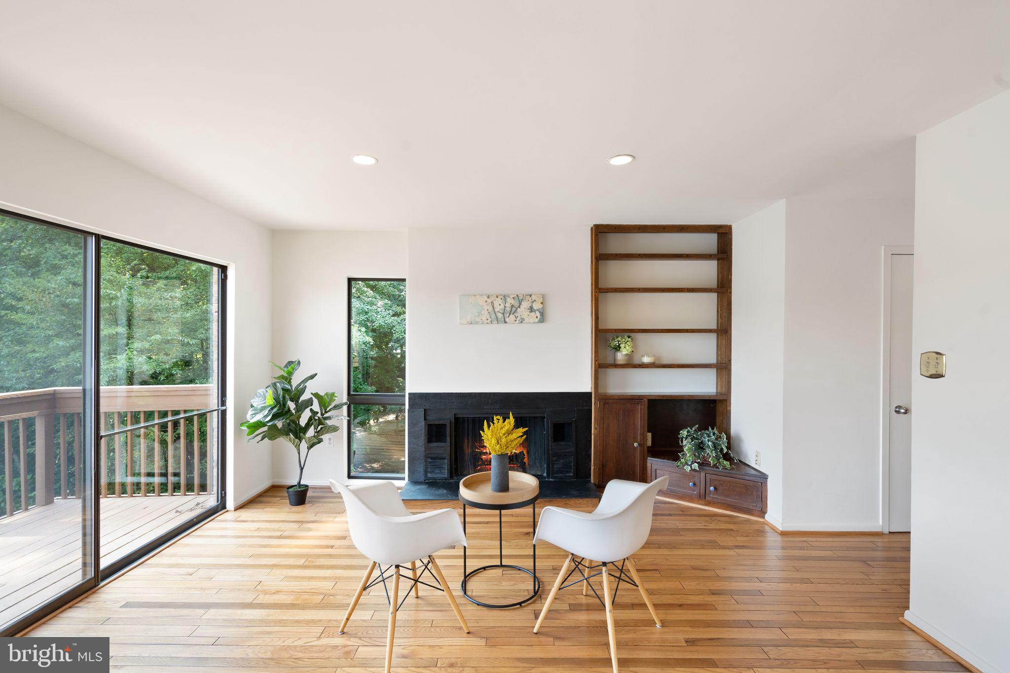11200 Lagoon Lane Reston, VA 20191 - Photo 35 of 84