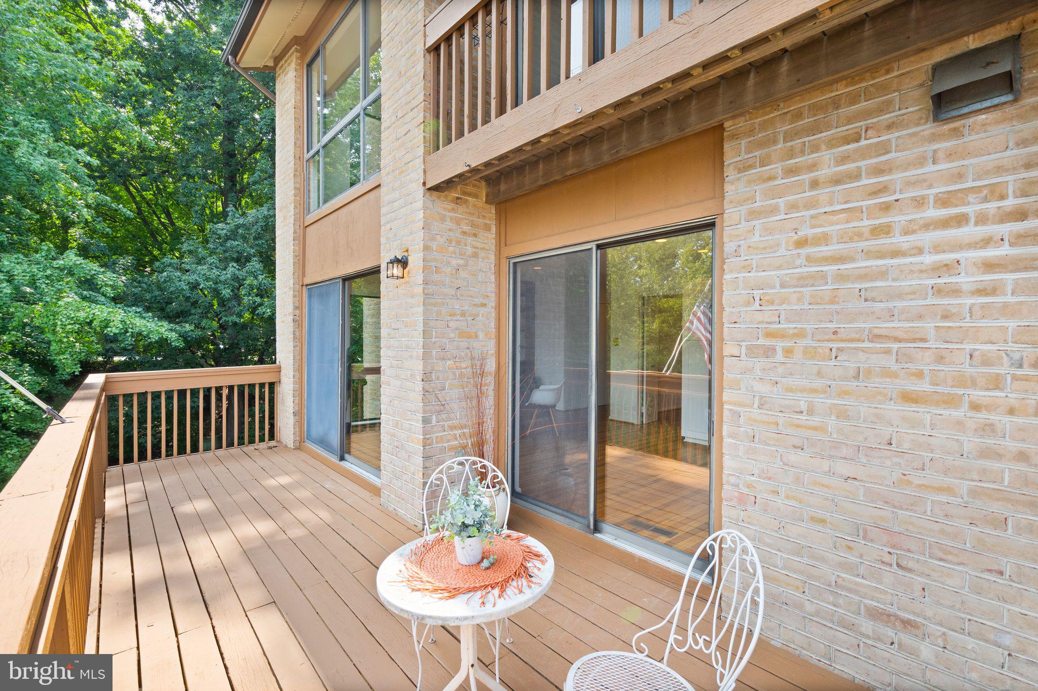 11200 Lagoon Lane Reston, VA 20191 - Photo 42 of 84 Lovely Deck