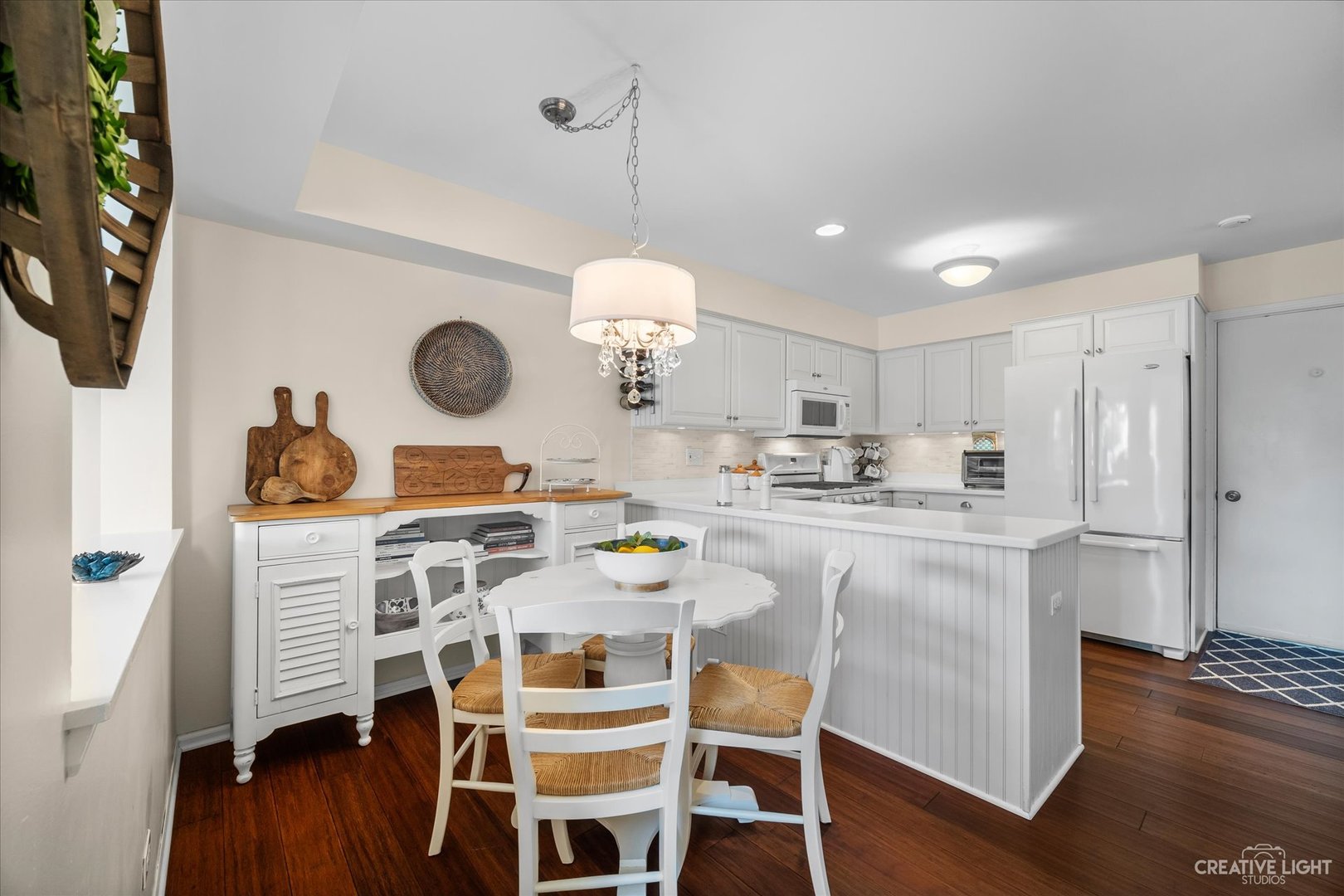 3060 Serenity Lane Naperville, IL 60564 - Photo 7 of 22