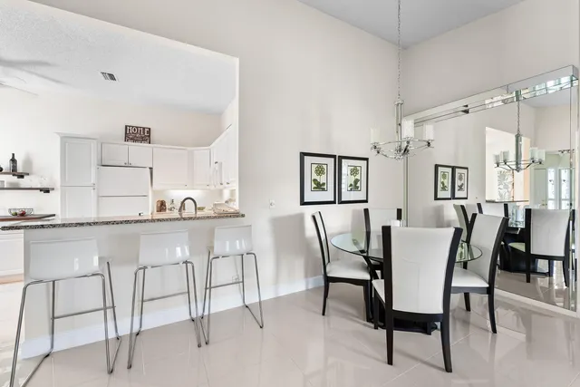 $249,500 | 5415 Verona Drive, Unit O, Boynton Beach, FL 33437