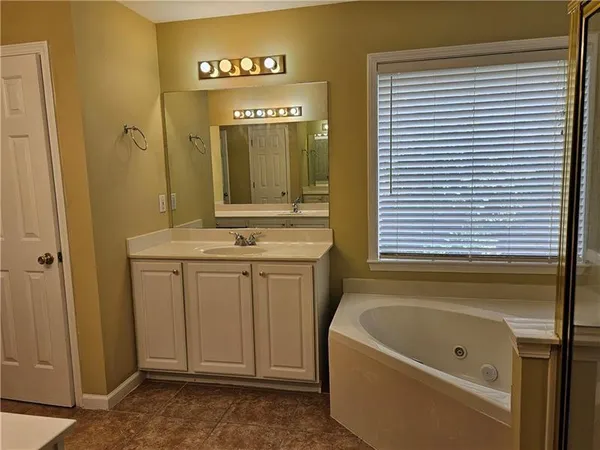 $2,900 | 5064 Coventry Park Court, Peachtree Corners, GA 30096