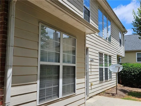 $2,900 | 5064 Coventry Park Court, Peachtree Corners, GA 30096