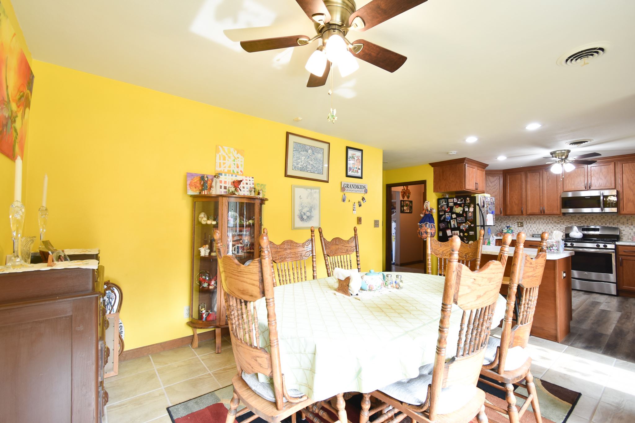 2725 Arrowhead Drive Springfield, IL 62702 - Photo 7 of 22