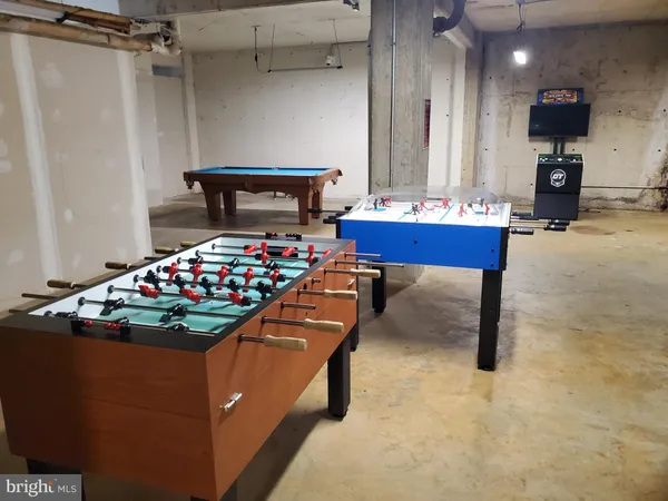 $2,500 | 4600 Duke Street, Unit 613, Alexandria, VA 22304