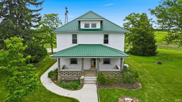 $360,000 | 3192 County Road 800 South, La Fontaine, IN 46940