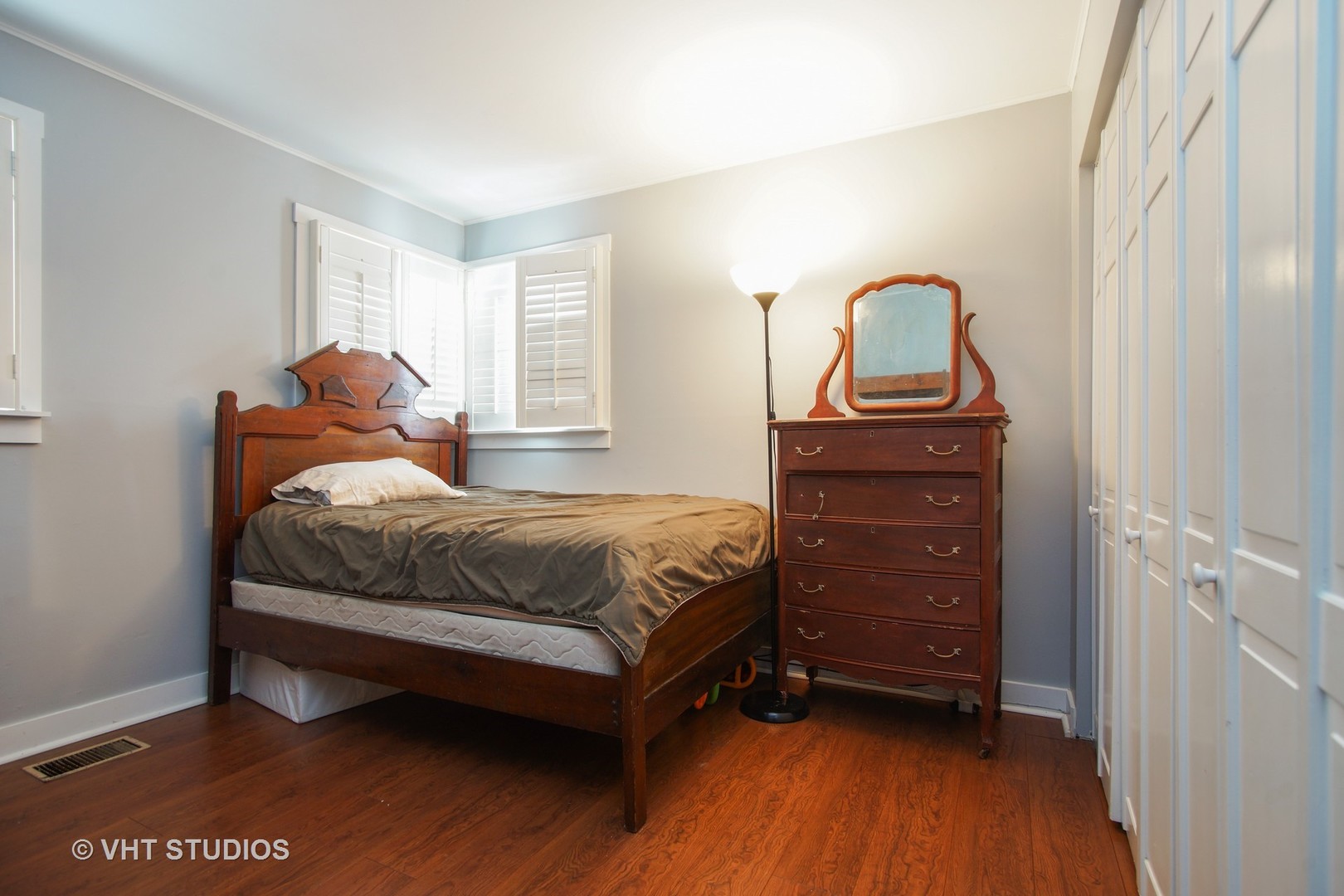 2607 School Drive Rolling Meadows, IL 60008 - Photo 7 of 10