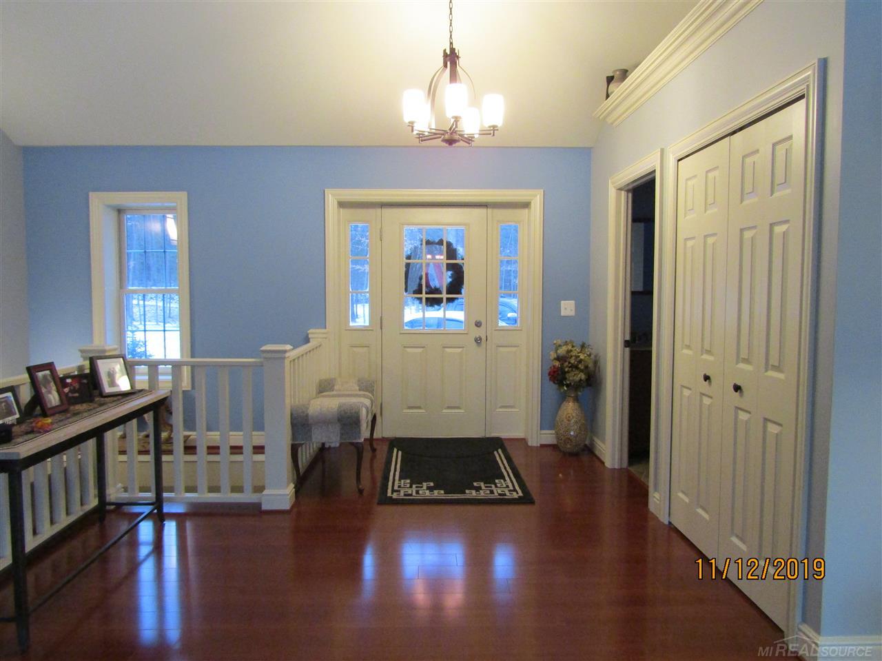 508 West Sutton Road Lapeer, MI 48446 - Photo 5 of 71 50007172-4.JPG