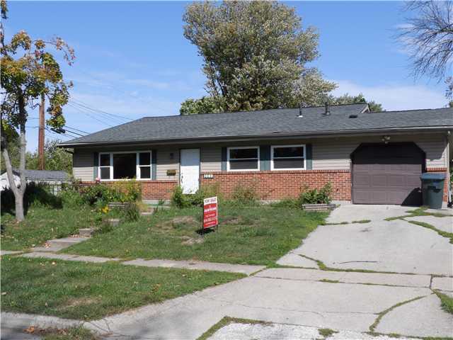 1082 Garvey Road Columbus, OH 43229 - Photo 1 of 6 Gallery Image 1