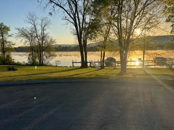 $599,000 | 8106 Savannah Bay Drive, Ooltewah, TN 37363