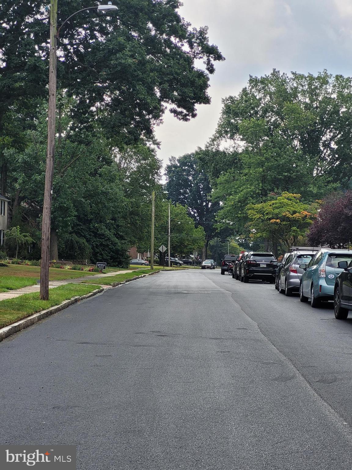 243 Rambling Way Springfield, PA 19064 - Photo 37 of 42 a view of a street