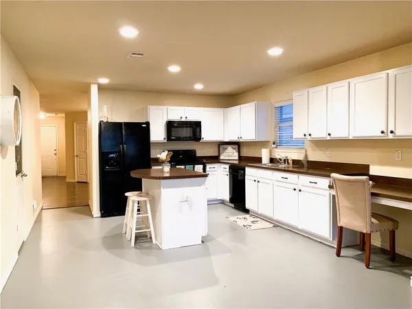 $3,999 | 8832 Elk Creek Lane, Fort Worth, TX 76123