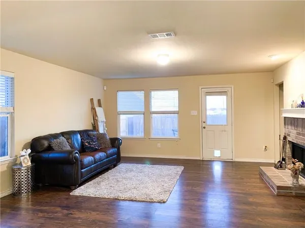 $3,999 | 8832 Elk Creek Lane, Fort Worth, TX 76123