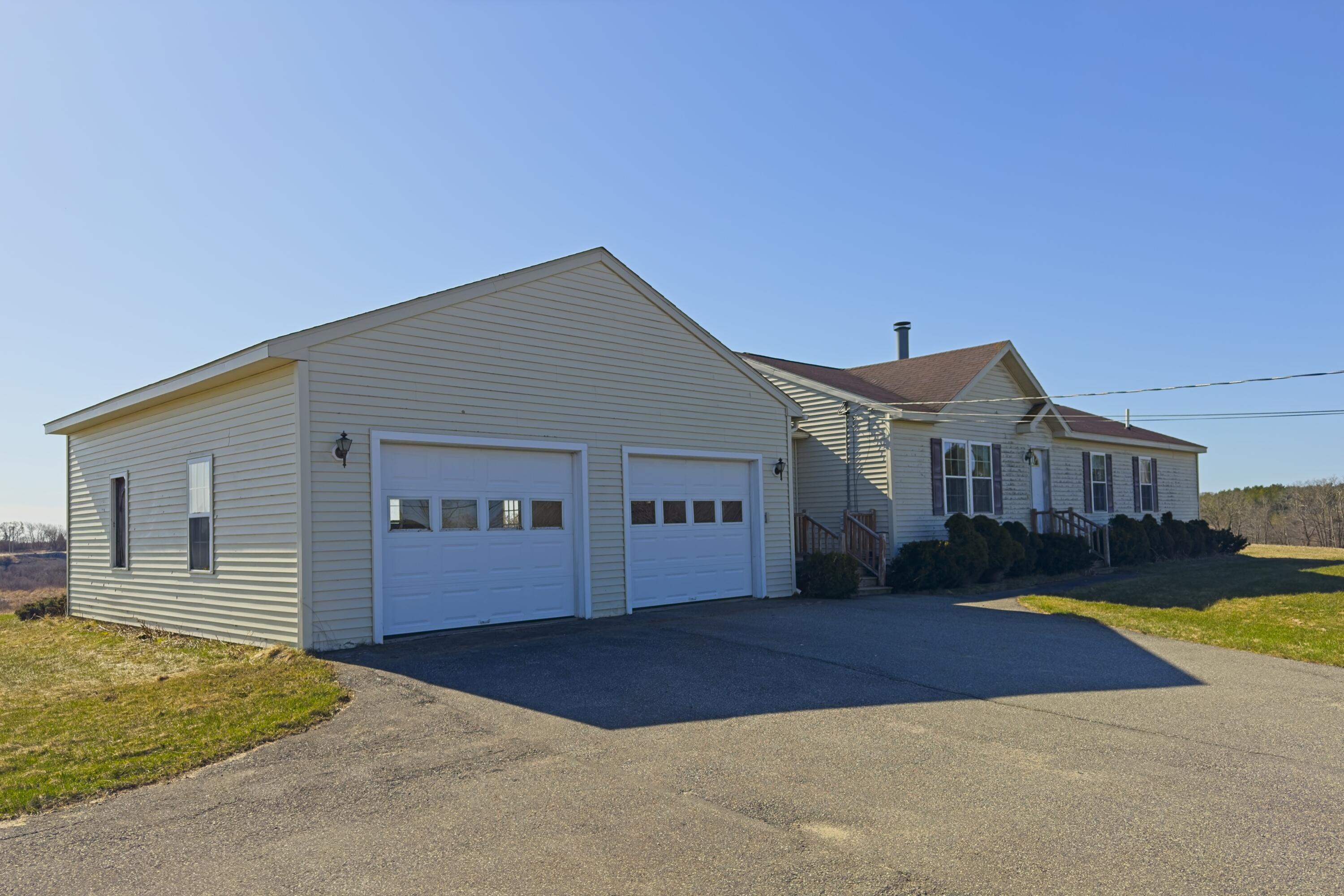 169 West Meadow Road Thomaston, ME 04861 - Photo 4 of 40 169 West Meadow Road