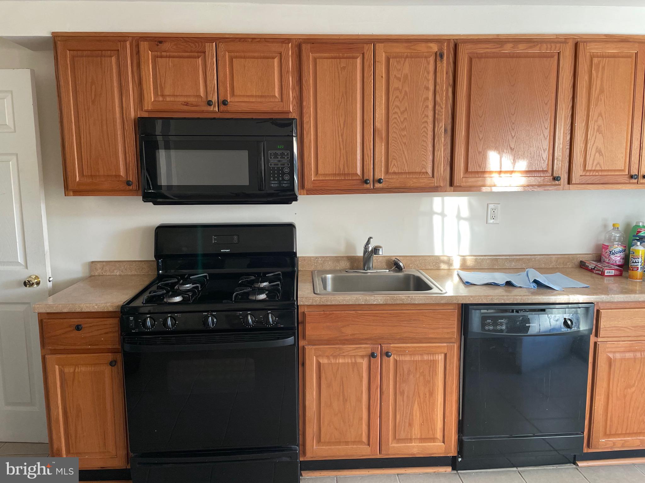 5466 Bucknell Road Baltimore, MD 21206 - Photo 5 of 18 Gallery Image 5