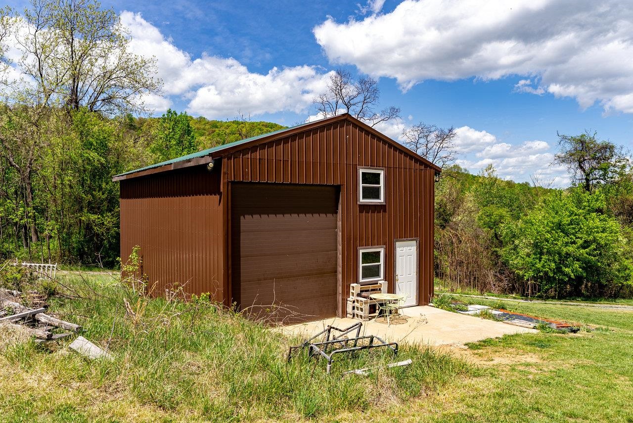 1797 Cubbage Hollow Road Stanley, VA 22851 - Photo 4 of 74 Gallery Image 4