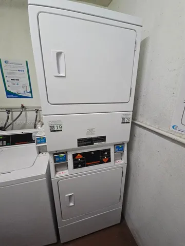 $2,100 | 1481 Northeast Miami Gardens Drive, Unit 361, Miami, FL 33179