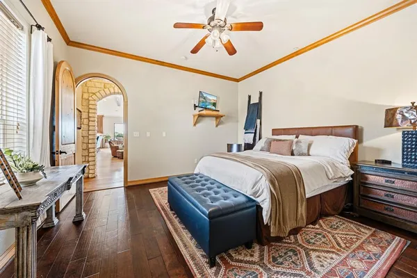 $4,104,625 | 887 Hcr 3110 Street North, Abbott, TX 76621
