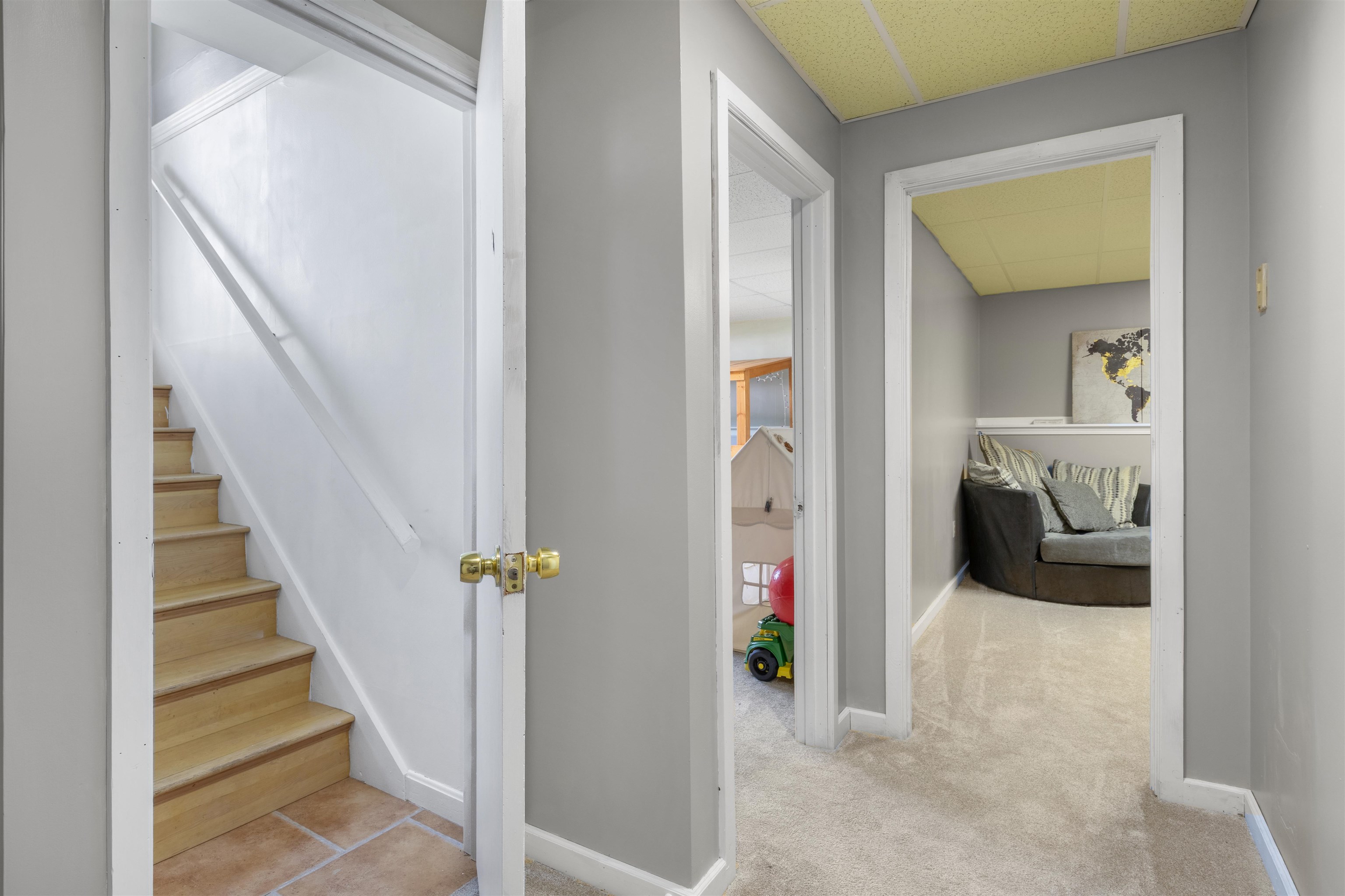 35 Western Avenue Rochester, NH 03867 - Photo 18 of 30