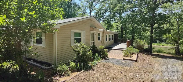 $595,000 | 769 Dennis Road, Troy, NC 27371