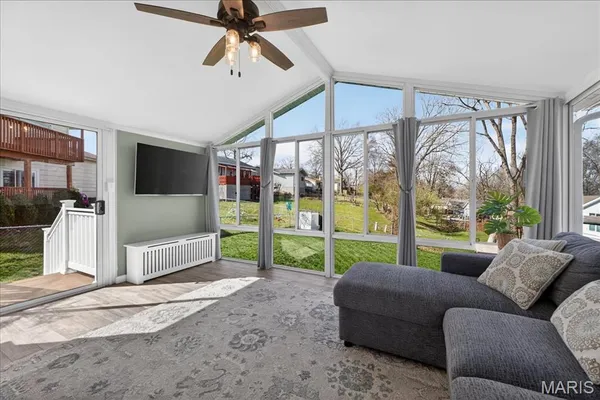 $325,000 | 947 Bellestri Drive, Ballwin, MO 63021