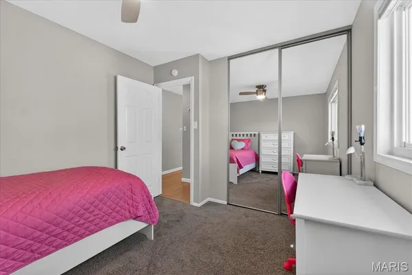 $325,000 | 947 Bellestri Drive, Ballwin, MO 63021