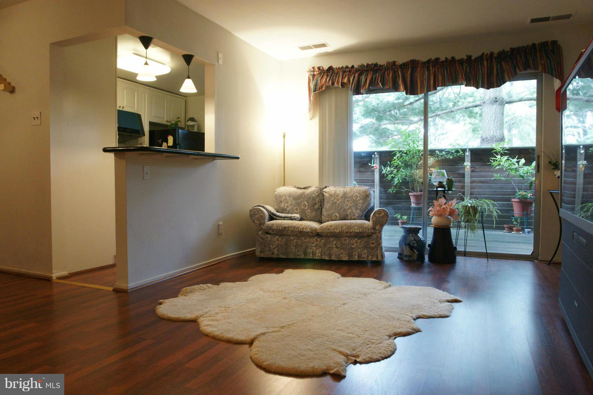 19303 Club House Road, Unit 103 Gaithersburg, MD 20886 - Photo 8 of 8 Living Room
