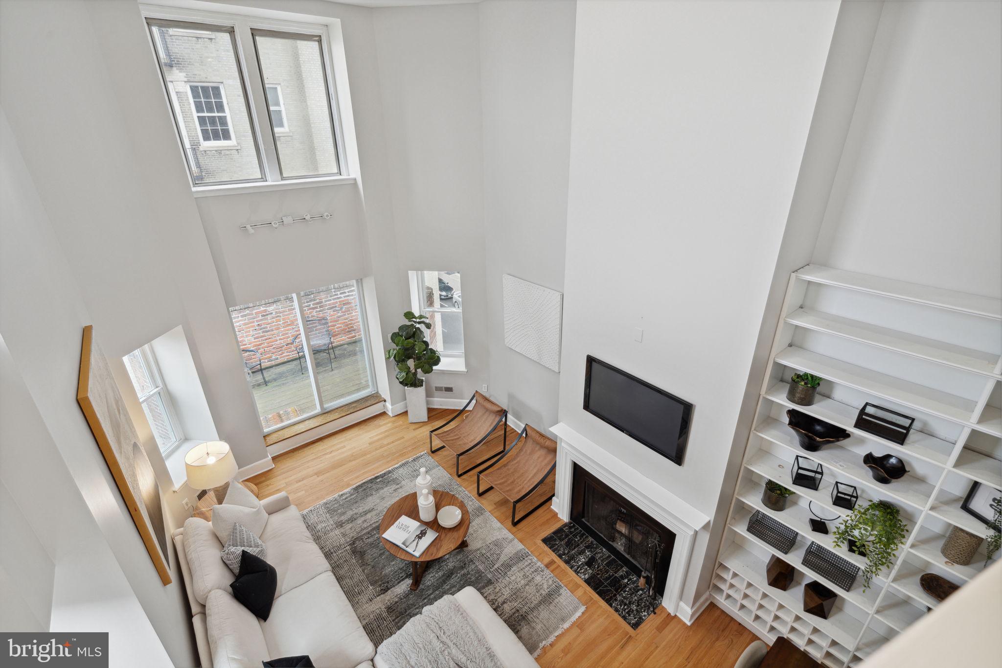 1903 Spruce Street, Unit 3E Philadelphia, PA 19103 - Photo 17 of 25
