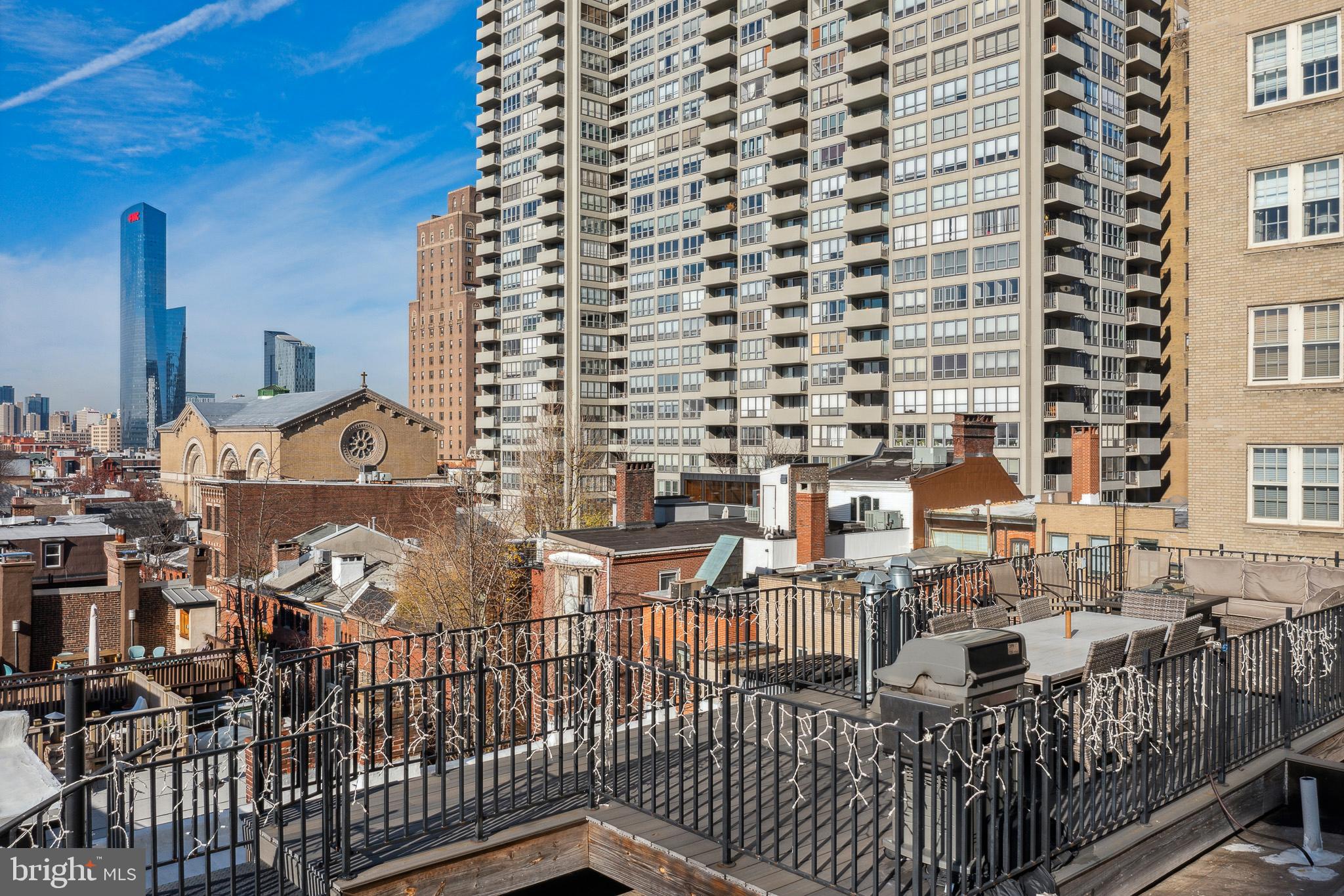 1903 Spruce Street, Unit 3E Philadelphia, PA 19103 - Photo 23 of 25