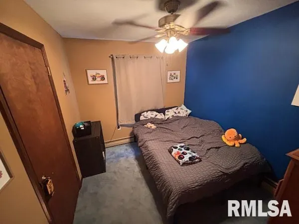 $200,000 | 220 North Union Street, Good Hope, IL 61438